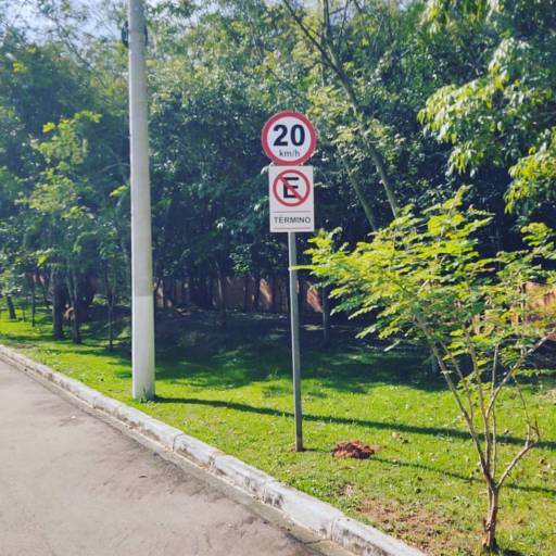 Placas de transito por OXI CMNK