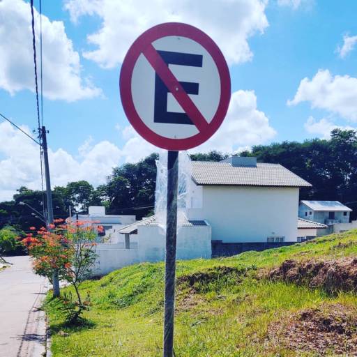 Placas de transito por OXI CMNK