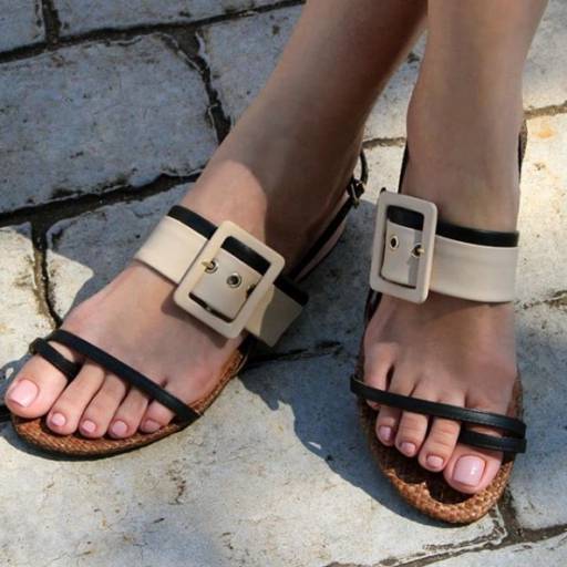 Comprar o produto de Sandália QV em Sapatos pela empresa Quinta Valentina Analice Grubert - Calçados Femininos em Aracaju, SE por Solutudo