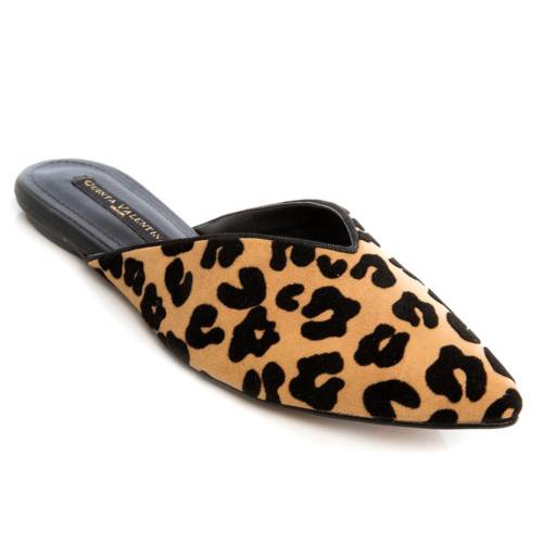Comprar o produto de Mule em animal print em Sapatos pela empresa Quinta Valentina Analice Grubert - Calçados Femininos em Aracaju, SE por Solutudo