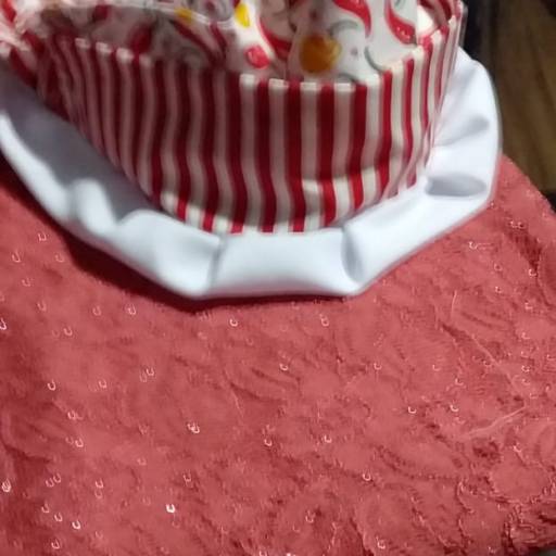 Touca  por Carmem Costuras