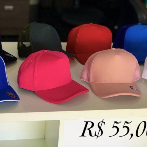 Bonés de 55 e 35 - Adulto e Infantil (Sem Bordado) por Rosa Bordados