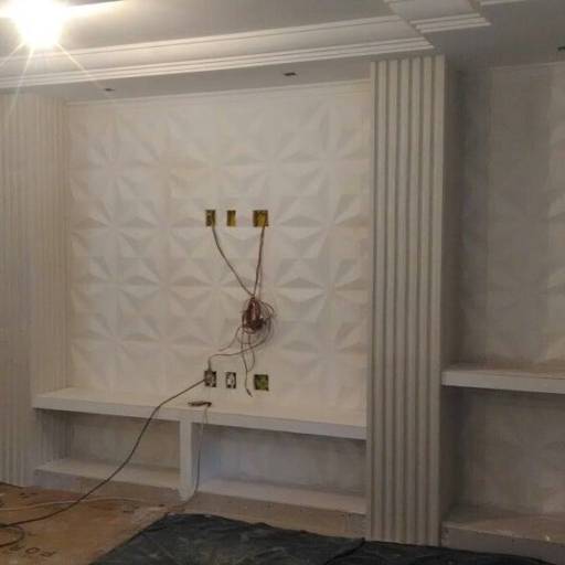 Home em Drywall Revestido com Placas de Gesso Decorativo por RK Estética Residencial