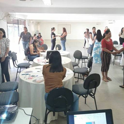 Treinamentos Personalizados para Aumentar o Desempenho de sua Equipe por Inovar Consultoria E Projetos Ltda