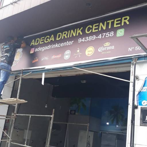 Fachada Adesivada por RPI Comunicação Visual