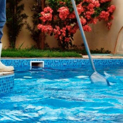 Manutenção de Piscina em Atibaia, SP por Dura Fiber Reforma de Piscina de Fibra, Vinil e Azulejo