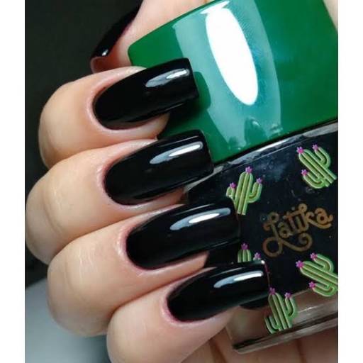 Esmalte Latika por Mônika Pasquarelli Cosméticos