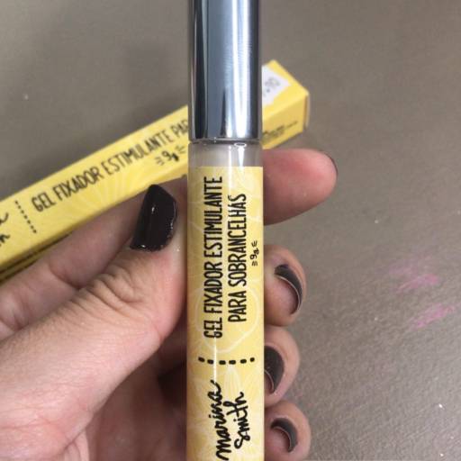 Gel fixador estimulante para sobrancelhas por Mônika Pasquarelli Cosméticos