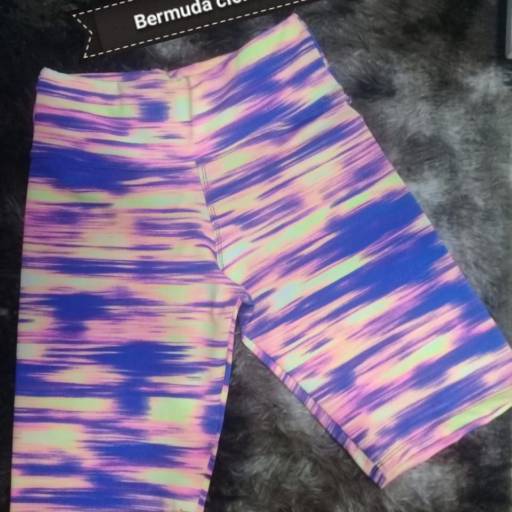Bermuda Ciclista (temos nas cores lisas e estampadas) por Macario Fashion Fitness