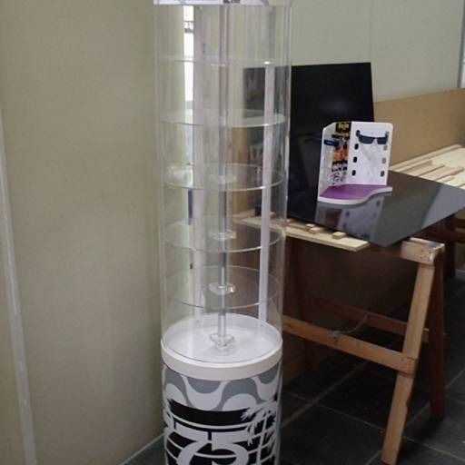 Torre vitrine Giratoria para oculos, semi-joias e acessorios em geral em Sorocaba, SP por Bomarte Acrilicos
