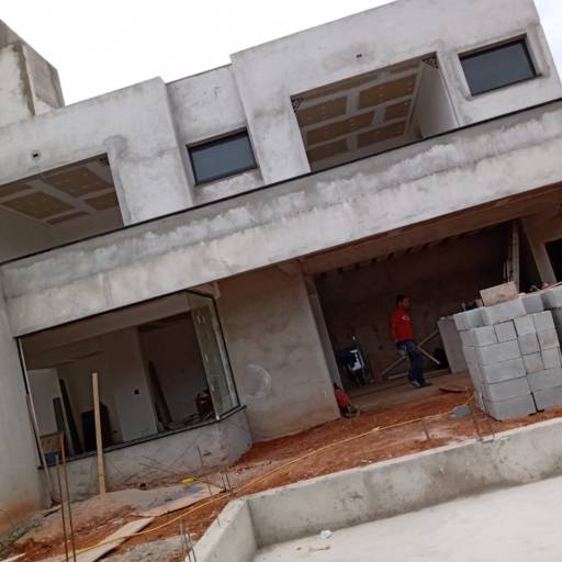 Construção de Casa por Severino - Pedreiro em Atibaia do Básico ao Acabamento
