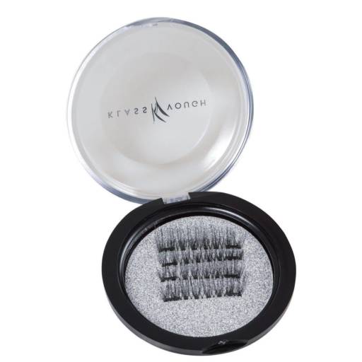 Cílios magnéticos por Mônika Pasquarelli Cosméticos