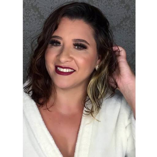 Maquiadora por Academia Dos Fios