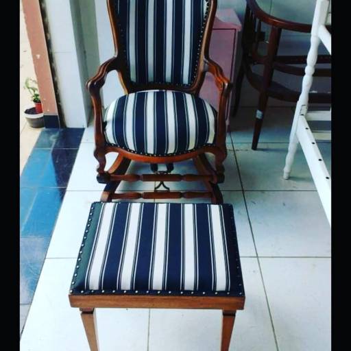 Comprar o produto de Restauração de Cadeiras em Móveis pela empresa Goes Restauração de Móveis e Marcenaria em Marília, SP por Solutudo