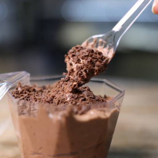 Comprar o produto de Mousse de Chocolate em Doces pela empresa Adorela Panificadora e Confeitaria em Foz do Iguaçu, PR por Solutudo