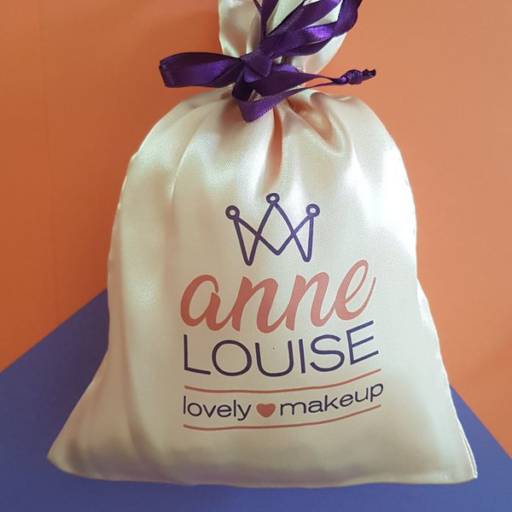 Saquinho de Cetim Premium por Anne Louise 