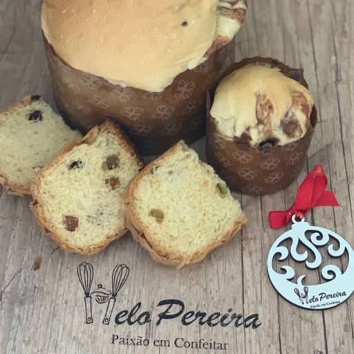 Panetone por Cheiro Gostoso - Brigadeiros e Doces Artesanais 