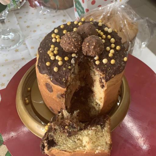 Chocotone Ferrero Rocher em Bauru, SP por Cheiro Gostoso - Brigadeiros e Doces Artesanais 