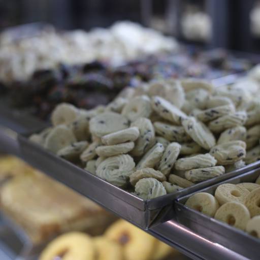 Petit Four por Adorela Panificadora e Confeitaria