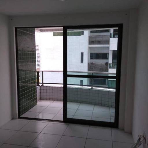 Apartamento com 3 dormitórios à venda, 67 m² por R$ 420.000,00 - Madalena - Recife/PE