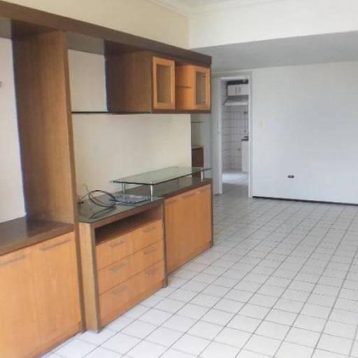 Apartamento com 3 quartos, 72 m², à venda por R$ 250.000