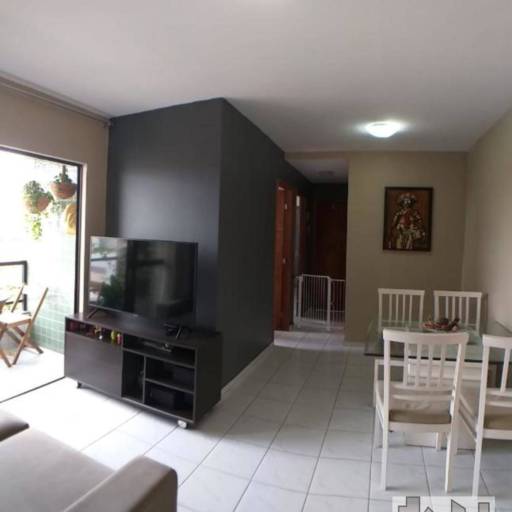 Apartamento com 3 quartos, 57 m², à venda por R$ 310.000