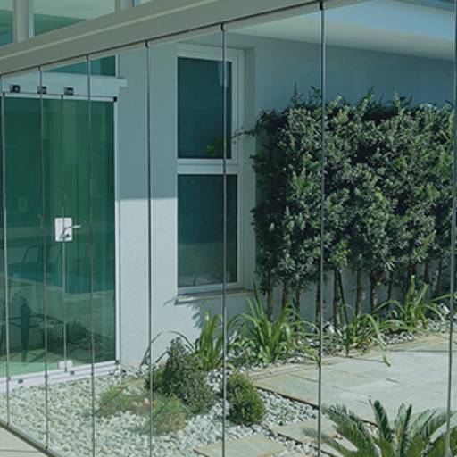 Comprar o produto de Reiki Door | Vidros retráteis em Vidraçaria pela empresa Alliance Glass - Reiki Envidraçamento em Sorocaba, SP por Solutudo