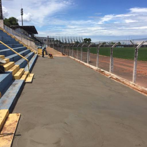 Reforma do Estádio em Osvaldo Cruz por Via Ambiental - Construção Civil