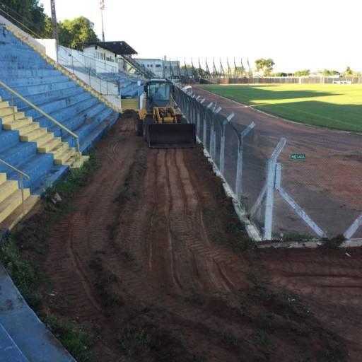 Reforma do Estádio em Osvaldo Cruz por Via Ambiental - Construção Civil