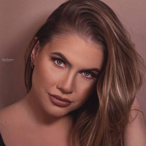 Realce a beleza que já existe em você! por Bia Maion Makeup                 