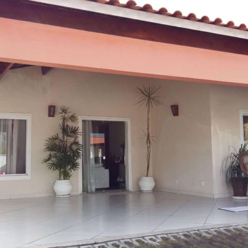 Casa Aluguel 3 quartos sendo duas suítes em condomínio no bairro Vila Olímpia