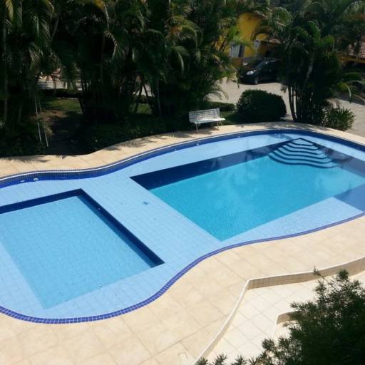 Piscina por Sitio Imperial Itaborai