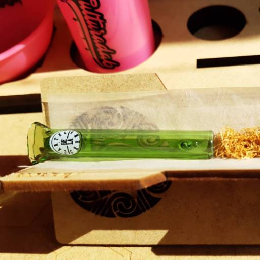 Piteira de Vidro em Avaré por High Life - Tabacaria e Head Shop