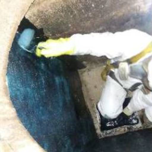 Recuperação, Laminação e Impermeabilização em Caixas e Tanques de Concreto com Resina e Fibra de Vidro