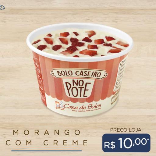 Bolo Caseiro no Pote de Morango com Creme