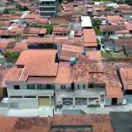 Prédio com 3 casas para venda no bairro Feira X