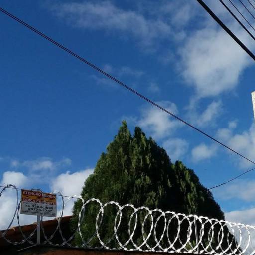 Projetos de segurança perimetrais para comércio por Viva Seguro Concertinas