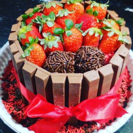 Bolos de Kit Kat por Thamy Costa - Ovo da pascoa