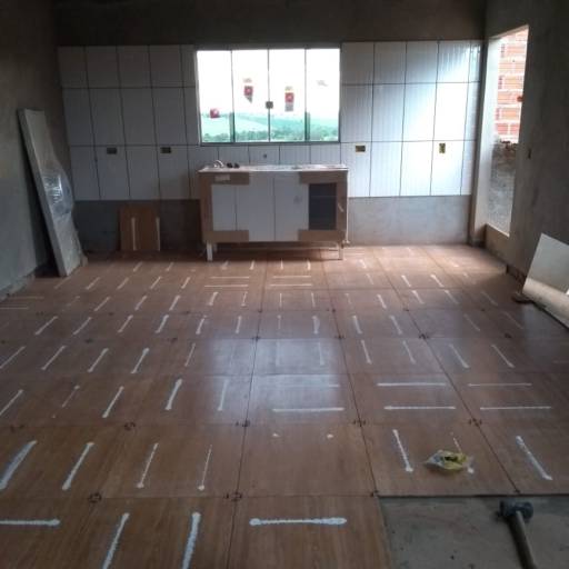 Casa Unifamiliar no Interior do Paraná 2018 por OM Souza Construção e Reformas ME