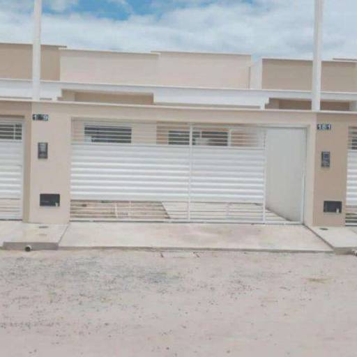 Casa nova com 2/4 próxima a Av Fraga Maia