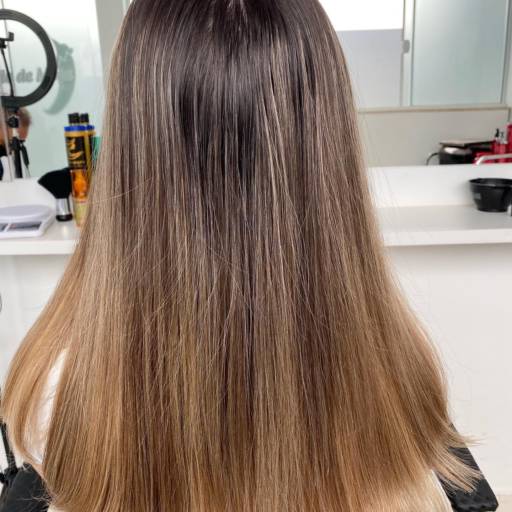 Cabeleireira em Avaré  por Dedo De Moça Boutique