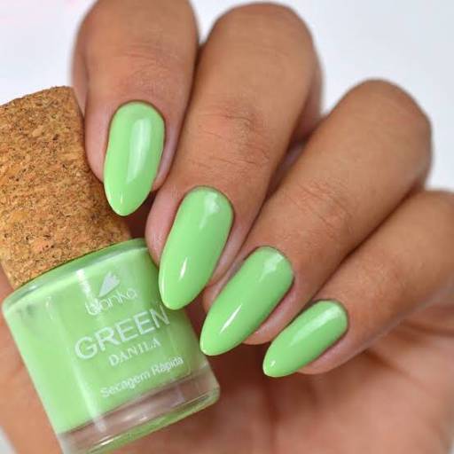  Esmalte da BLANKA por Mônika Pasquarelli Cosméticos