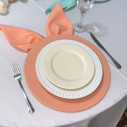 Mesa para páscoa por Elegance Festas