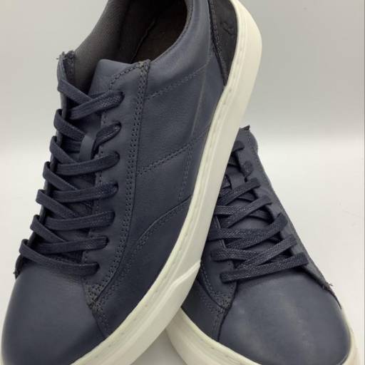 SAPATÊNIS COURO MARINHO AZUL BRANCO FLY por Rafael Freitas Calçados