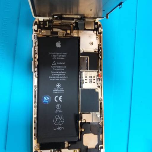 Troca de Bateria e Limpeza Interna Iphone 6 por Senhor Smart - Fortaleza