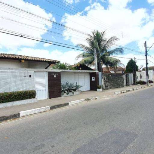 Casa na Avenida Ayrton Senna para venda