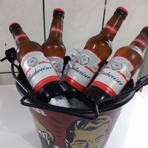 Comprar o produto de Cerveja Budweiser em Avaré  em Depósitos de Bebidas pela empresa Adega Félix  em Avaré, SP por Solutudo