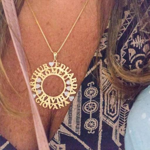 Mandala personalizada por Laís Faganello SemiJóias