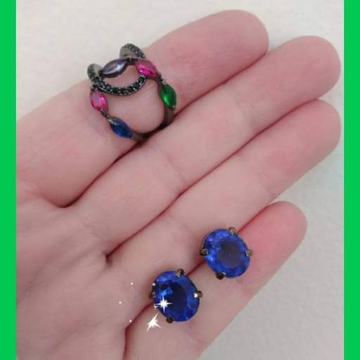 Zircônias coloridas e negras por Laís Faganello SemiJóias