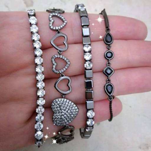 Pulseiras por Laís Faganello SemiJóias